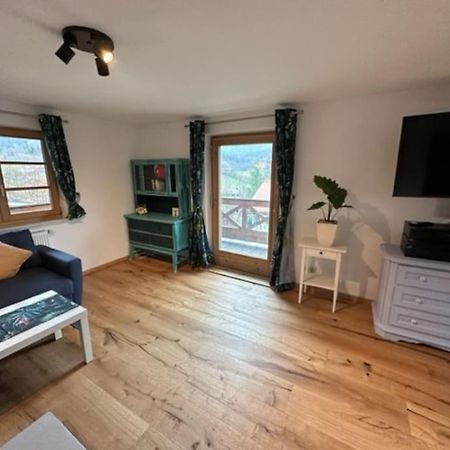 Charmante Farbenfrohe Wohnung Fuer Zwei Fischbachau Exteriér fotografie